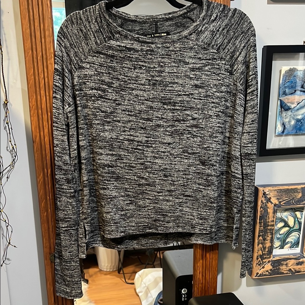 Tag and Bone Jeans Lon Sleeve Top
